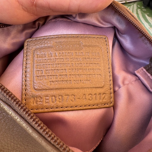 Vintage Coach Brooke Pleated Leather Crossbody Bag E0973-43112 - Picture 9 of 9